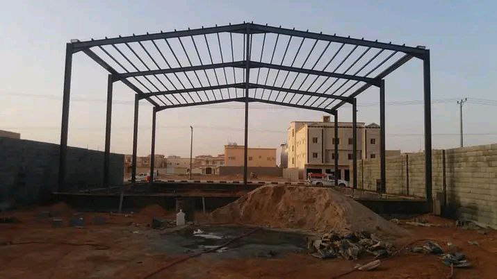 هناجر مع أرضيات خرسانية